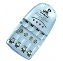 Cargador de 4 Baterías / Pilas recargables R3/AAA, R6/AA y 9V